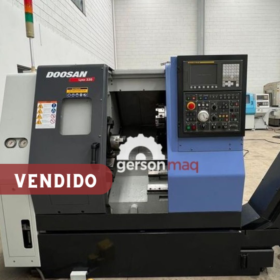 TORNO CNC DOOSAN LYNX 220 A